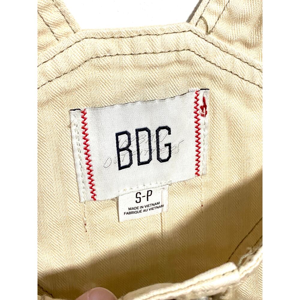 BDG UO Denim Bib Button Front Crop Top Women S Indie Gorpcore Boho Grunge NWT - Picture 4 of 10